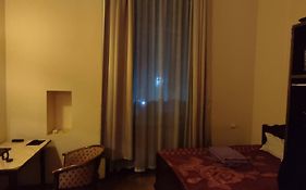 Lucky Hotel